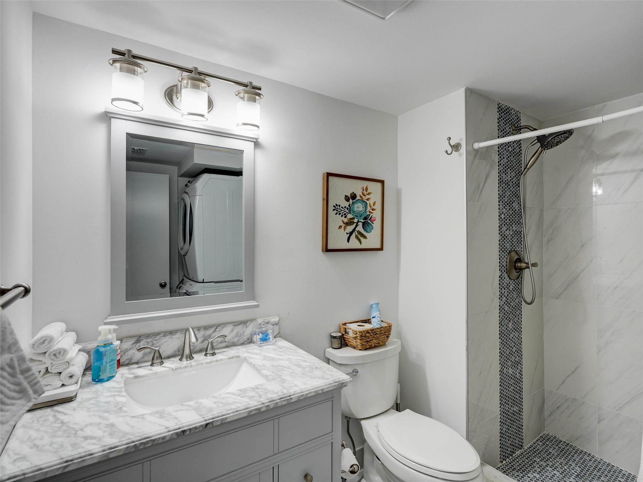 9261 Vista Del Lago 19F