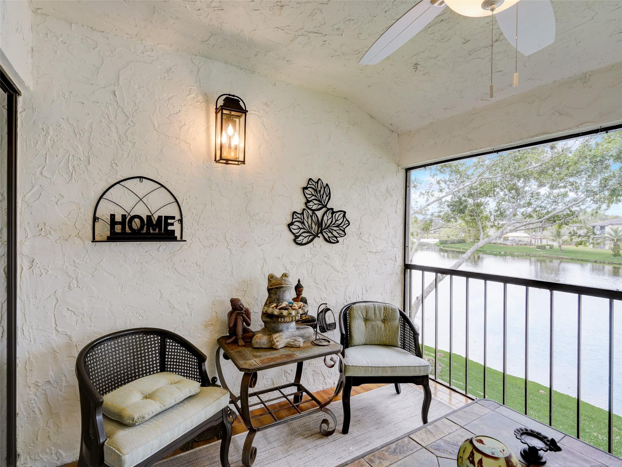 9261 Vista Del Lago 19F