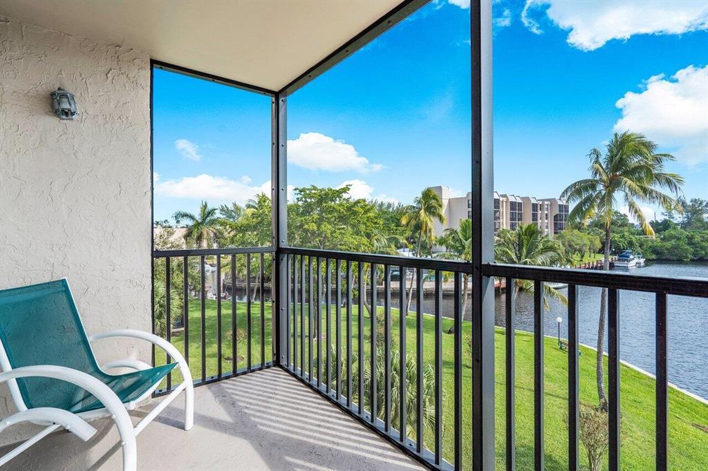 7 Royal Palm Way Unit 408