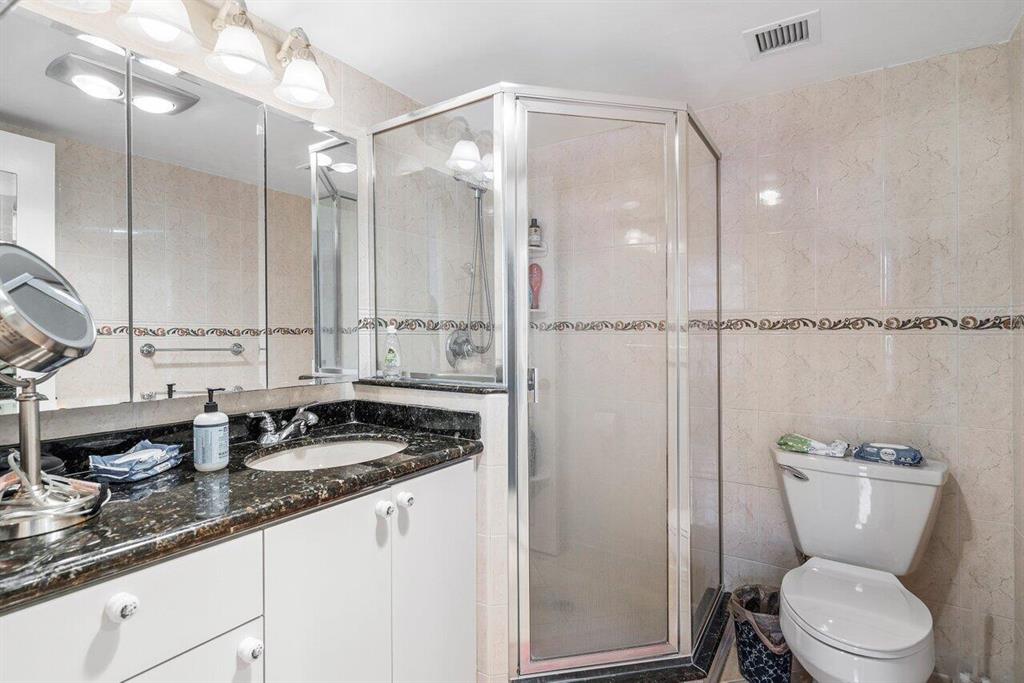 7 Royal Palm Way Unit 408