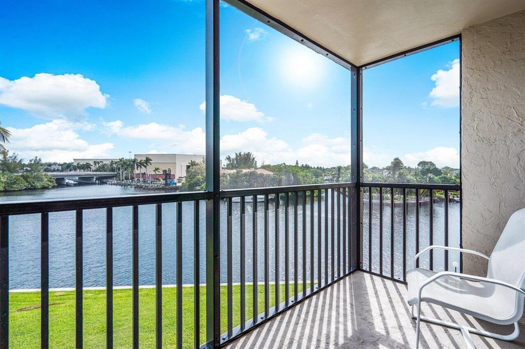 7 Royal Palm Way Unit 408