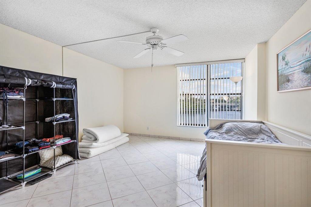 7 Royal Palm Way Unit 408