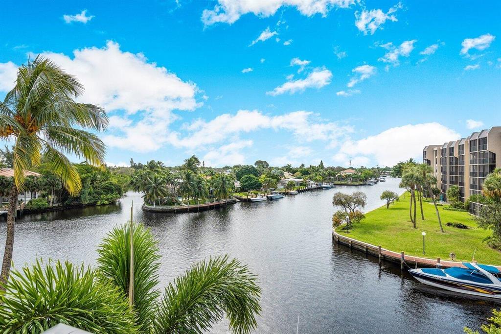 7 Royal Palm Way Unit 408