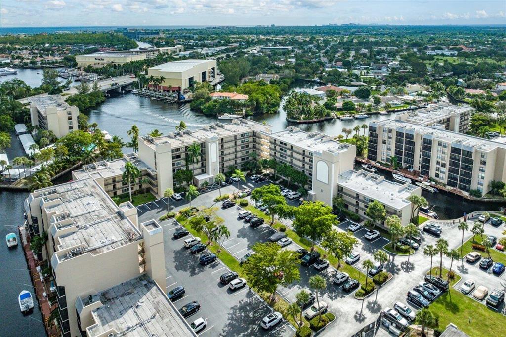 7 Royal Palm Way Unit 408