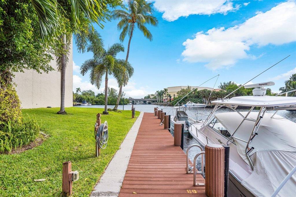 7 Royal Palm Way Unit 408