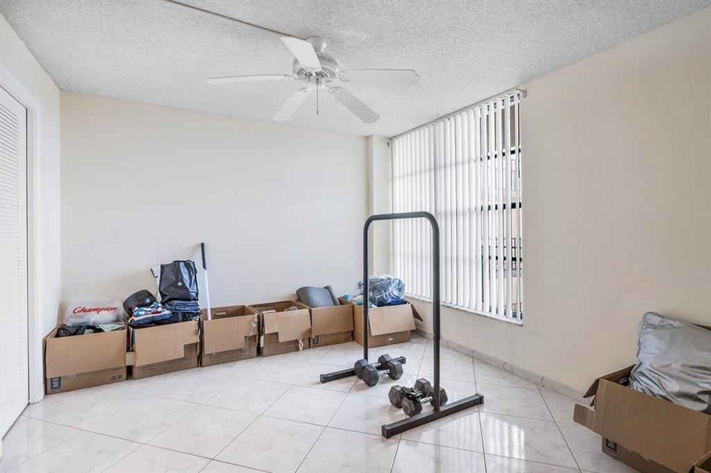 7 Royal Palm Way Unit 408