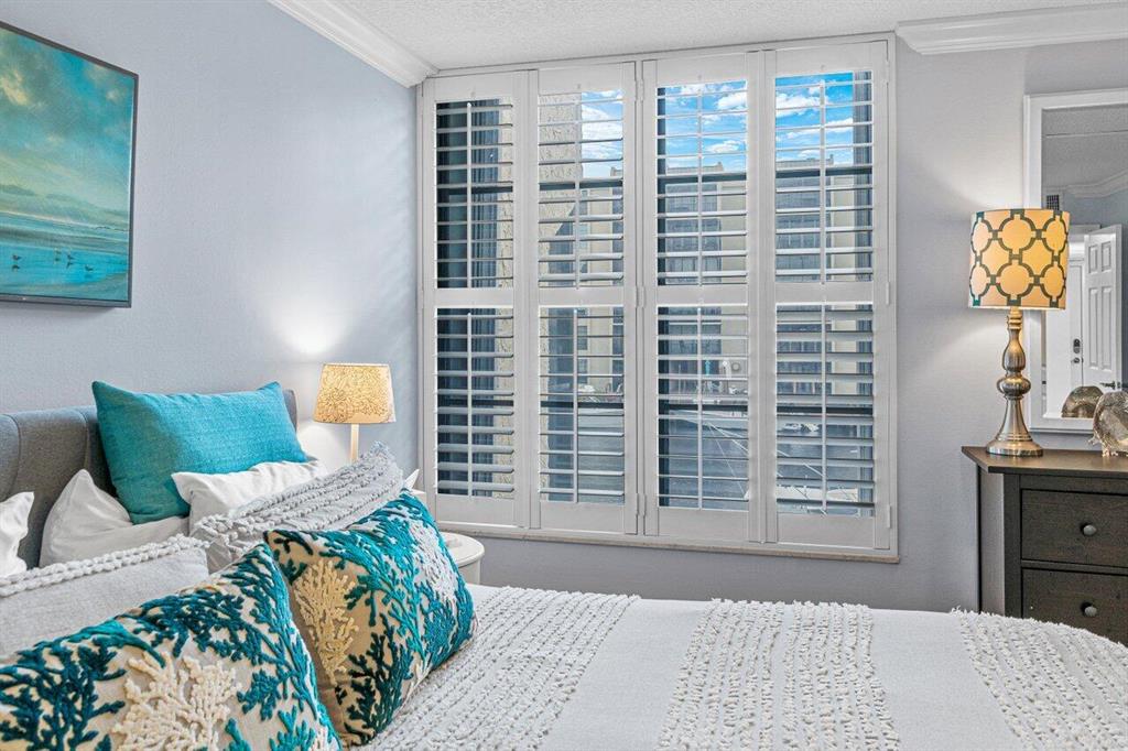 11 Royal Palm Way Unit 203