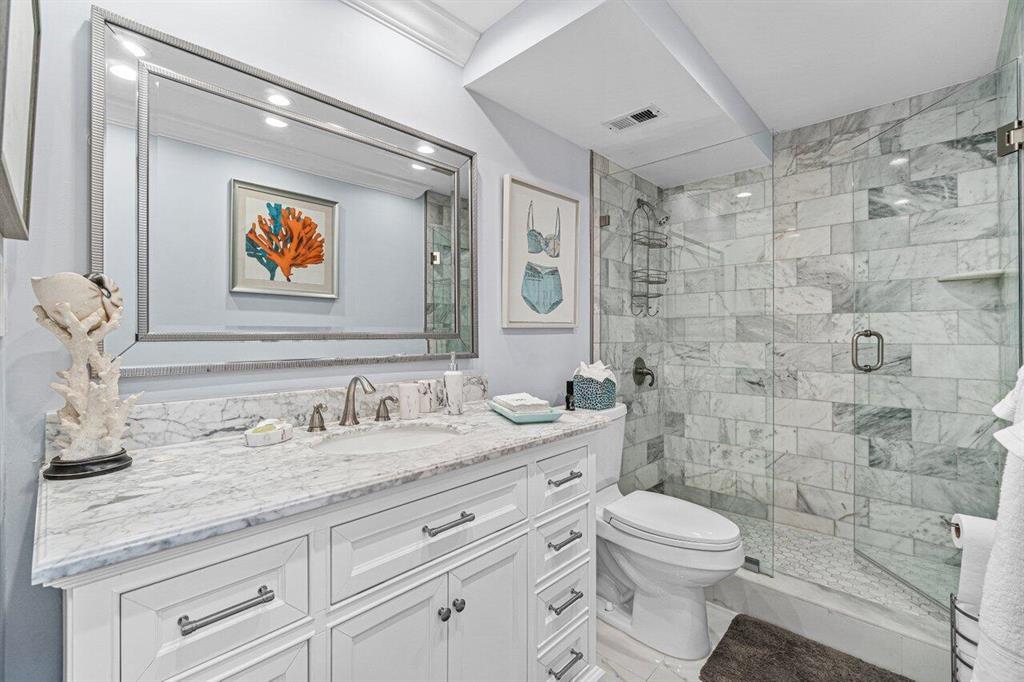 11 Royal Palm Way Unit 203