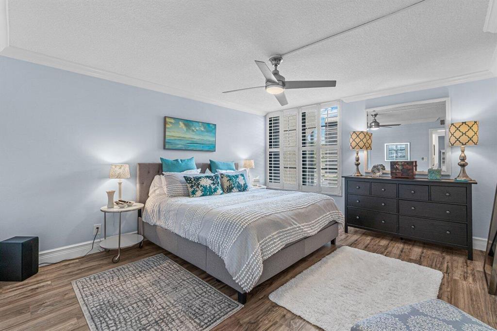 11 Royal Palm Way Unit 203