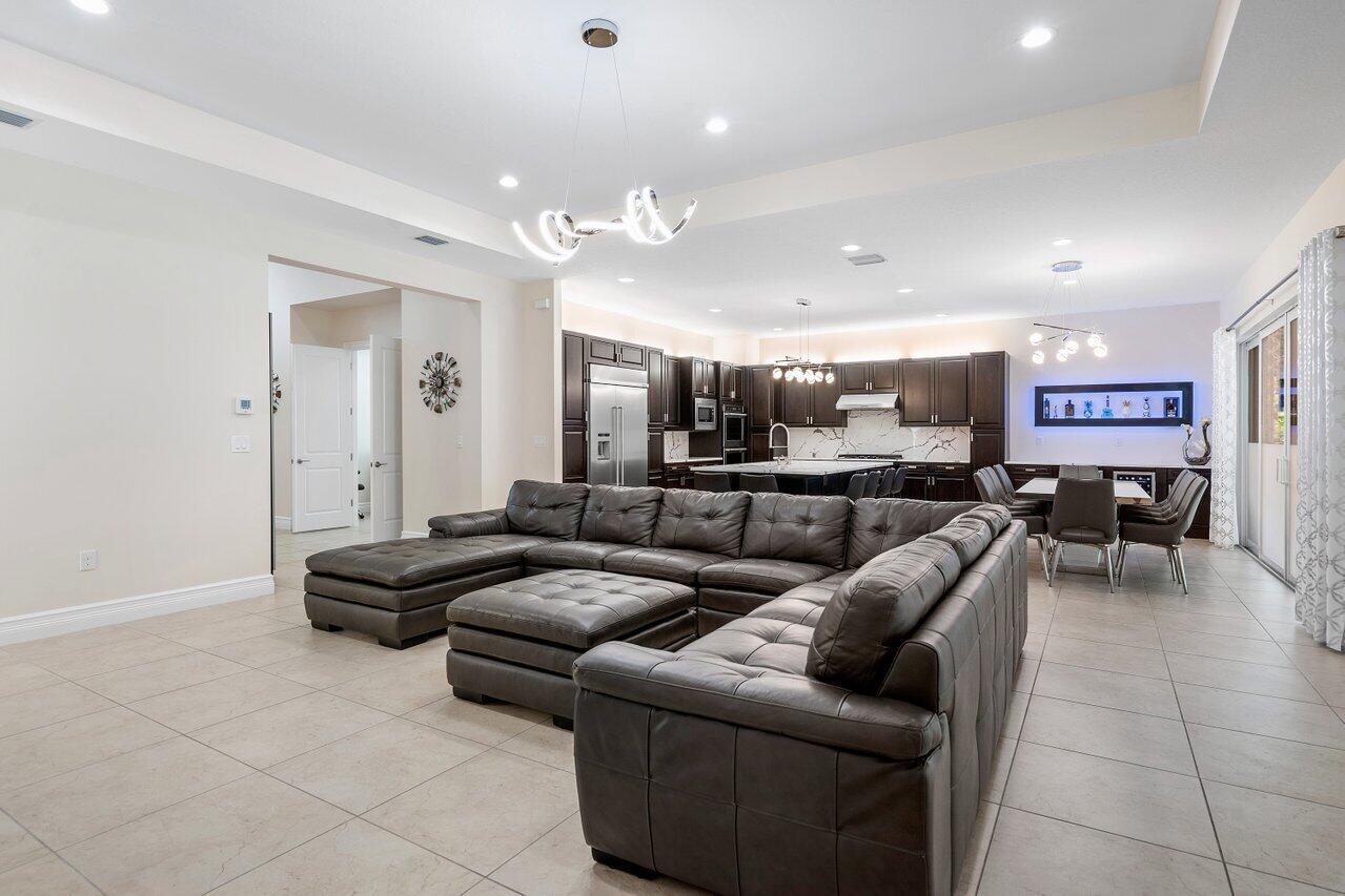 11800 Windy Forest Way