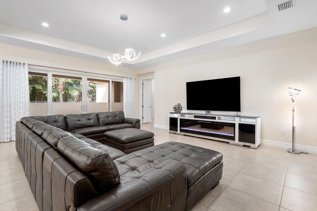 11800 Windy Forest Way