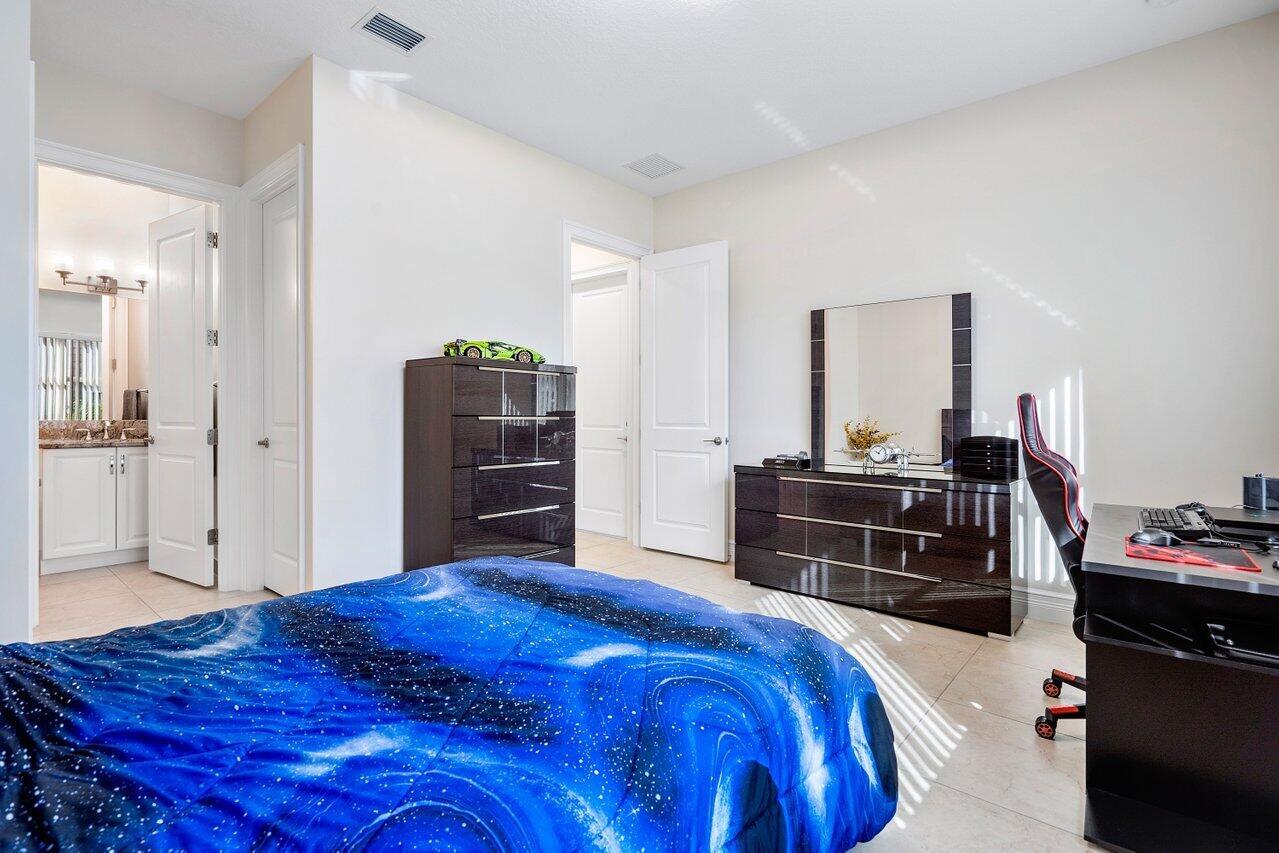 11800 Windy Forest Way