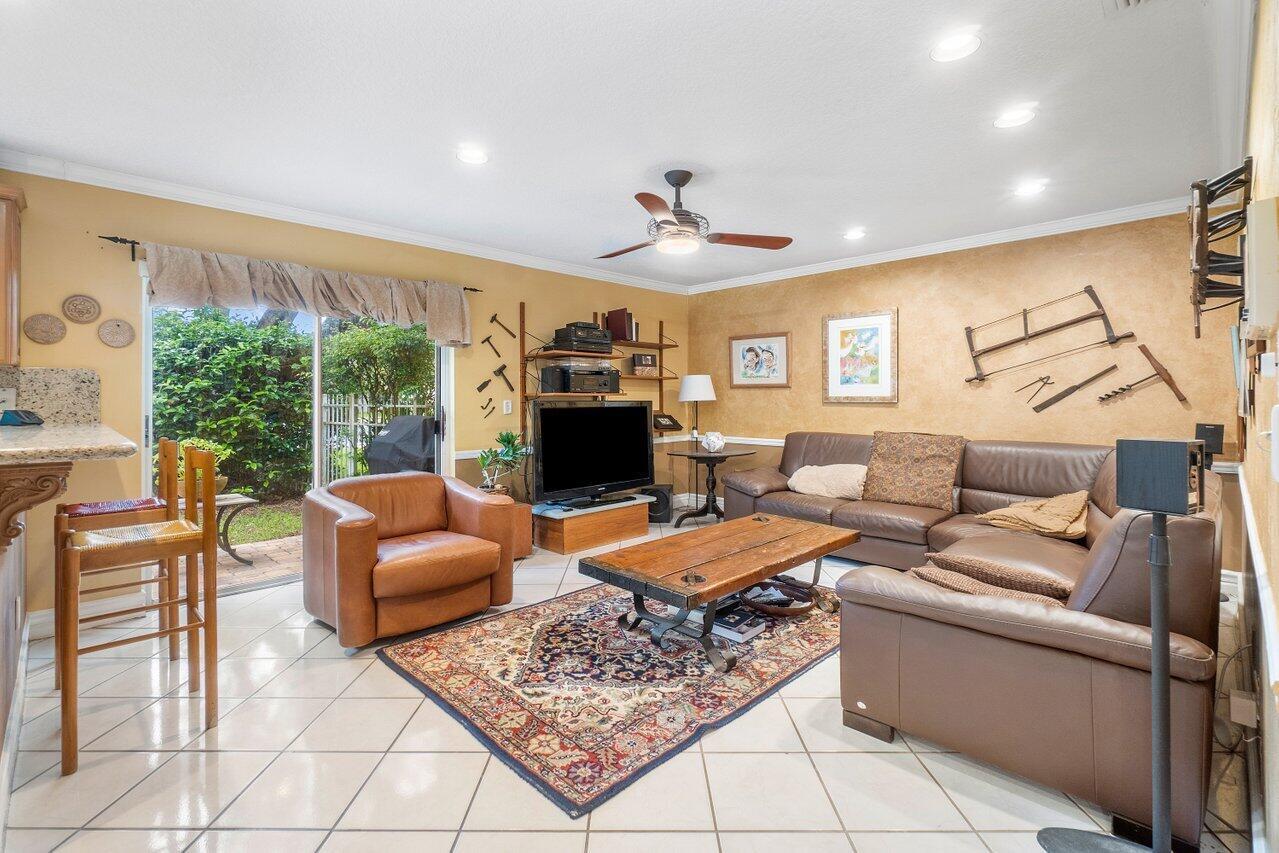 10366 Buena Ventura Drive