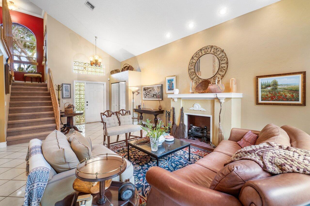 10366 Buena Ventura Drive