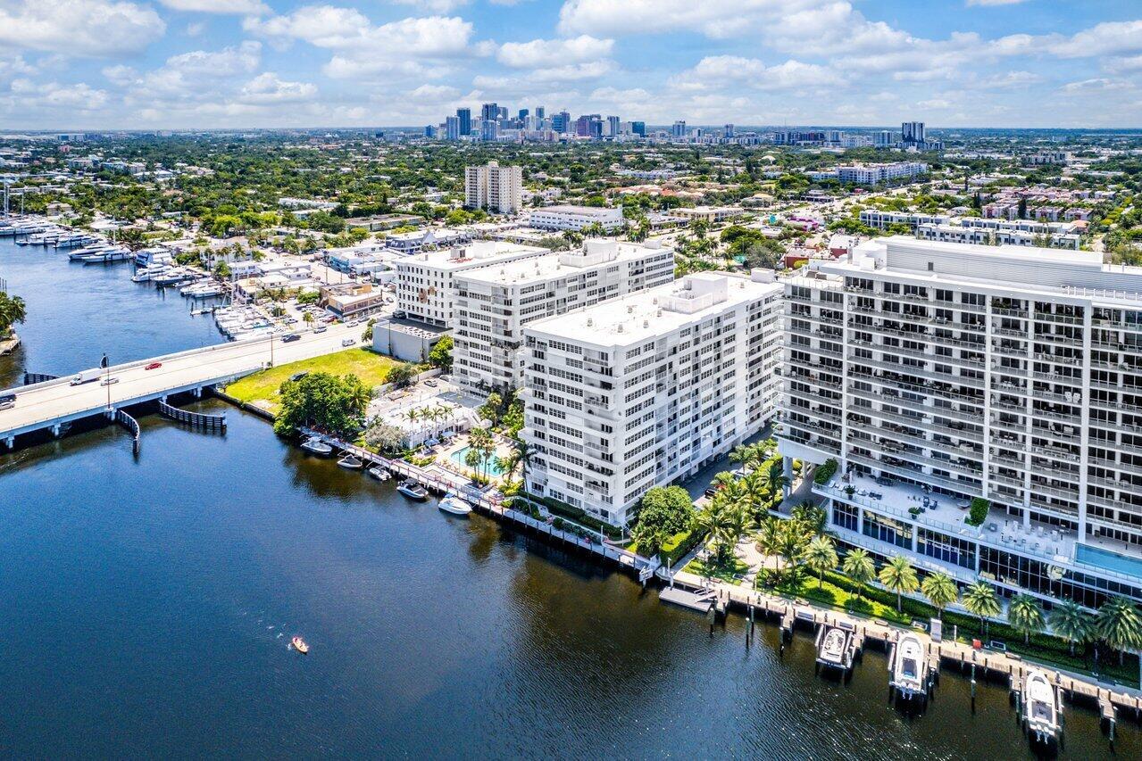 1170 N Federal Highway 1205