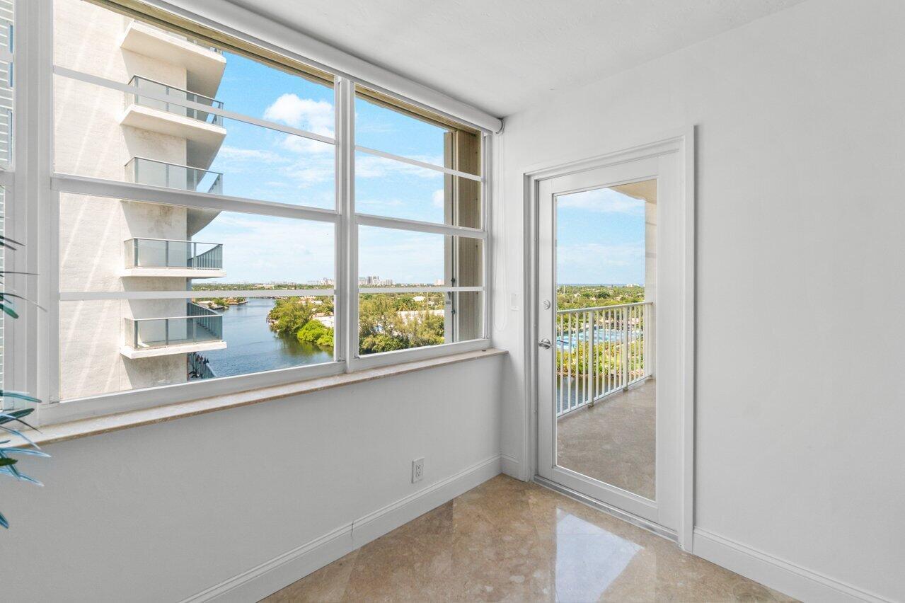 1170 N Federal Highway 1205