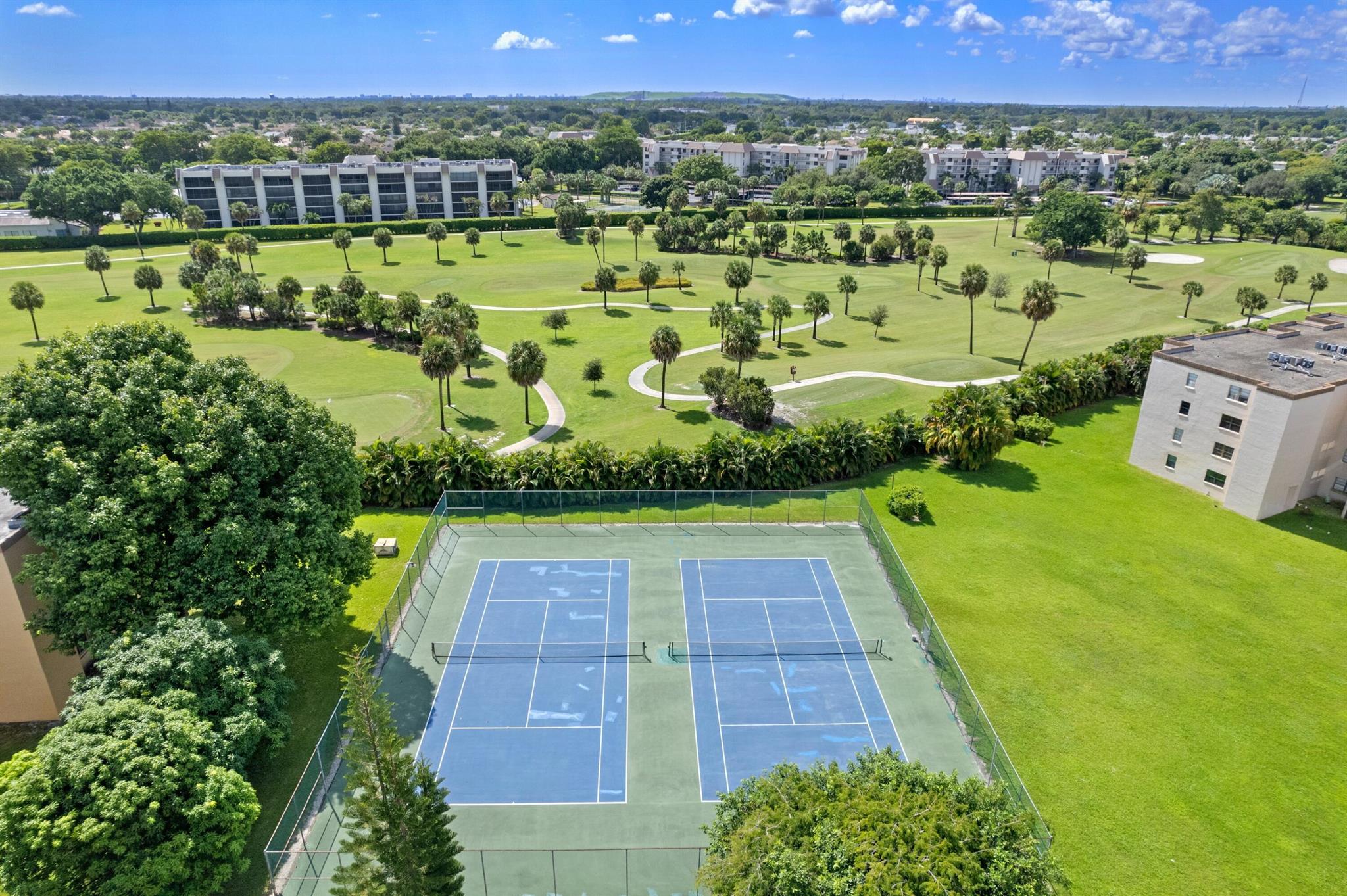 9440 SW 8th Street 415