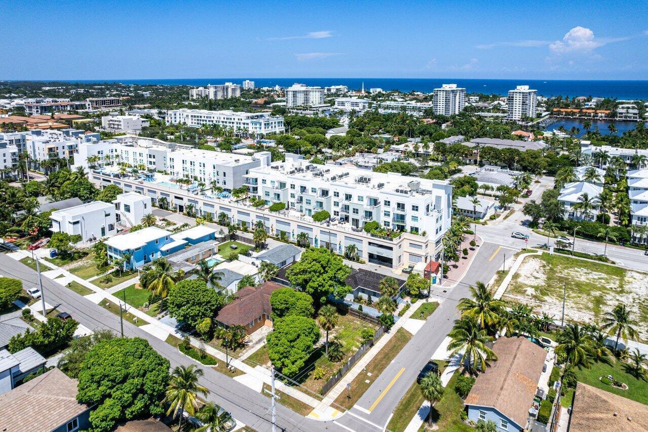 236 SE 5th Avenue 205