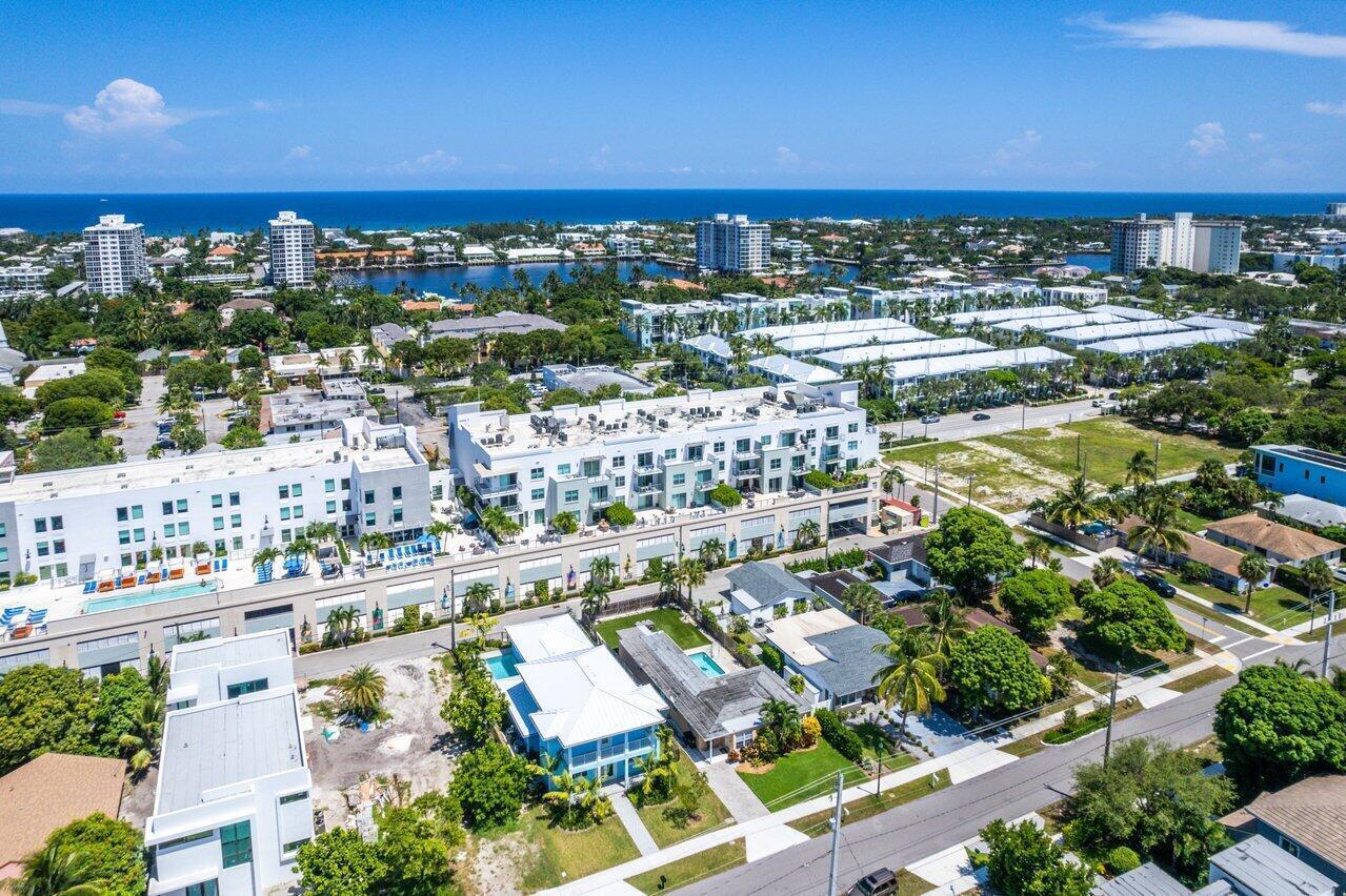 236 SE 5th Avenue 205