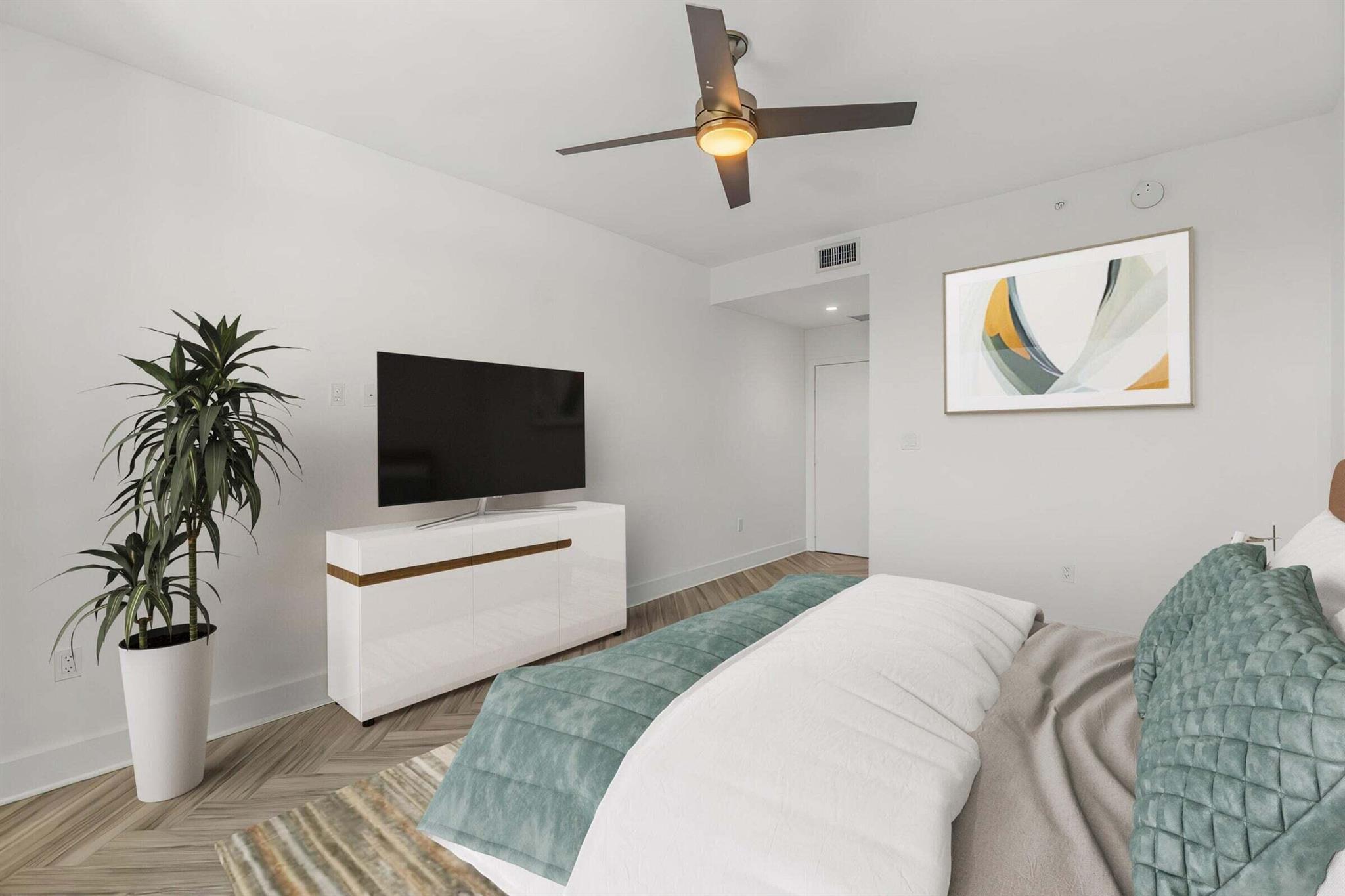 236 SE 5th Avenue 205