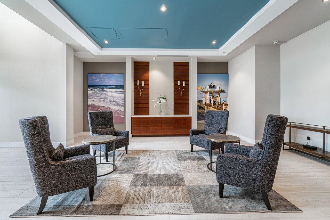 236 SE 5th Avenue 205