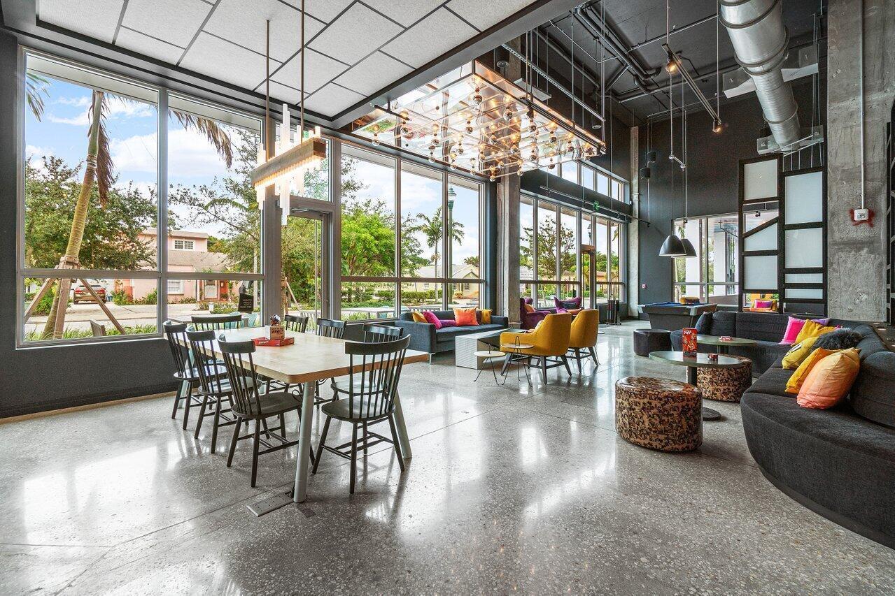 236 SE 5th Avenue 205