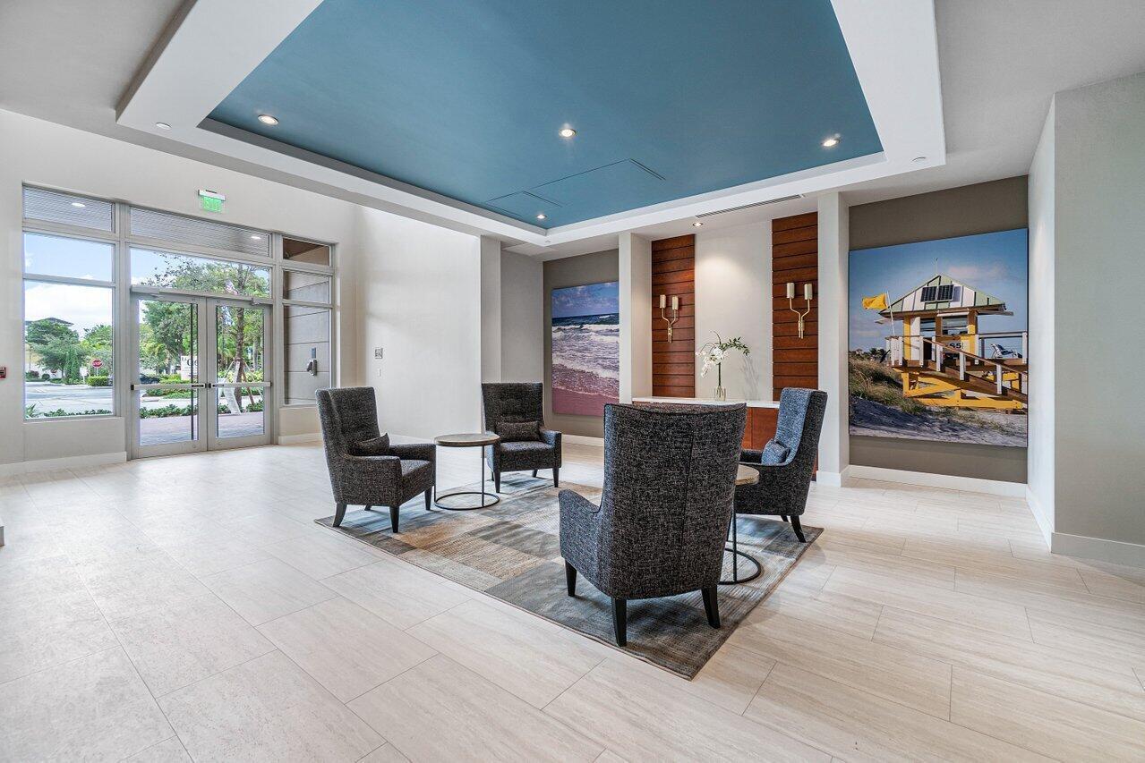 236 SE 5th Avenue 205