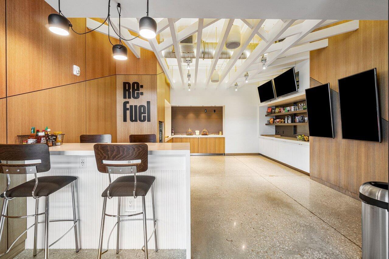 236 SE 5th Avenue 205