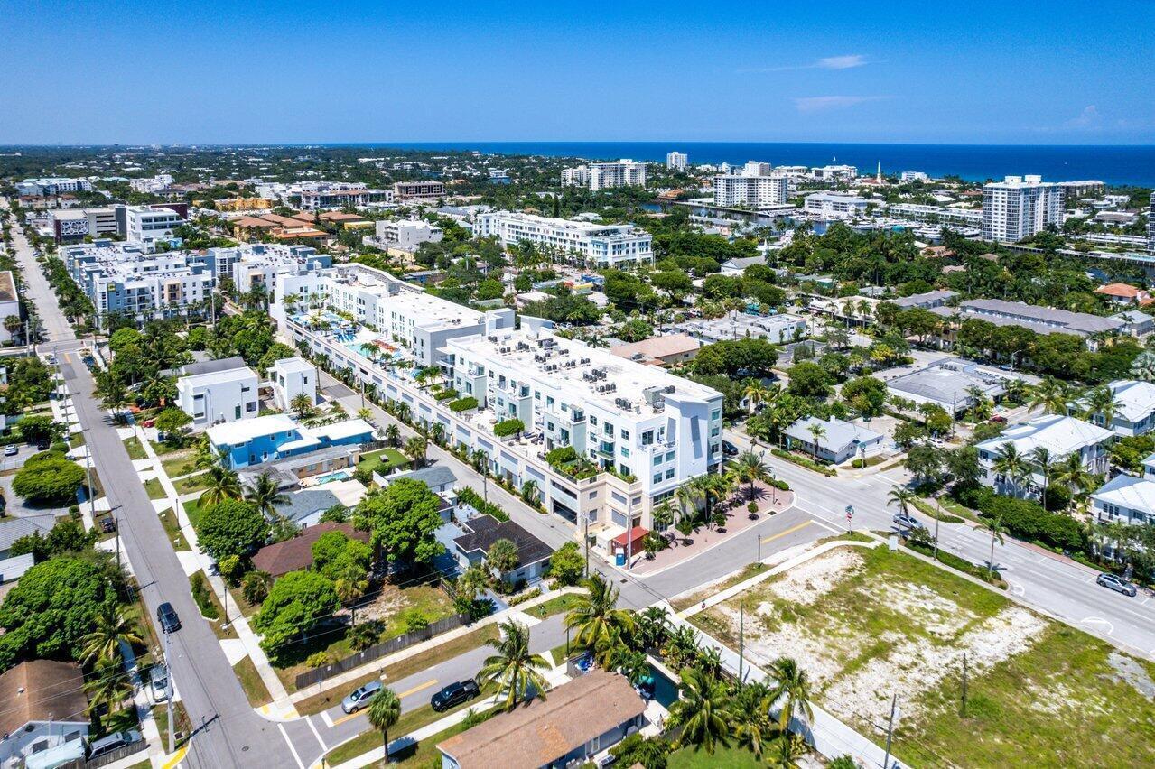 236 SE 5th Avenue 205