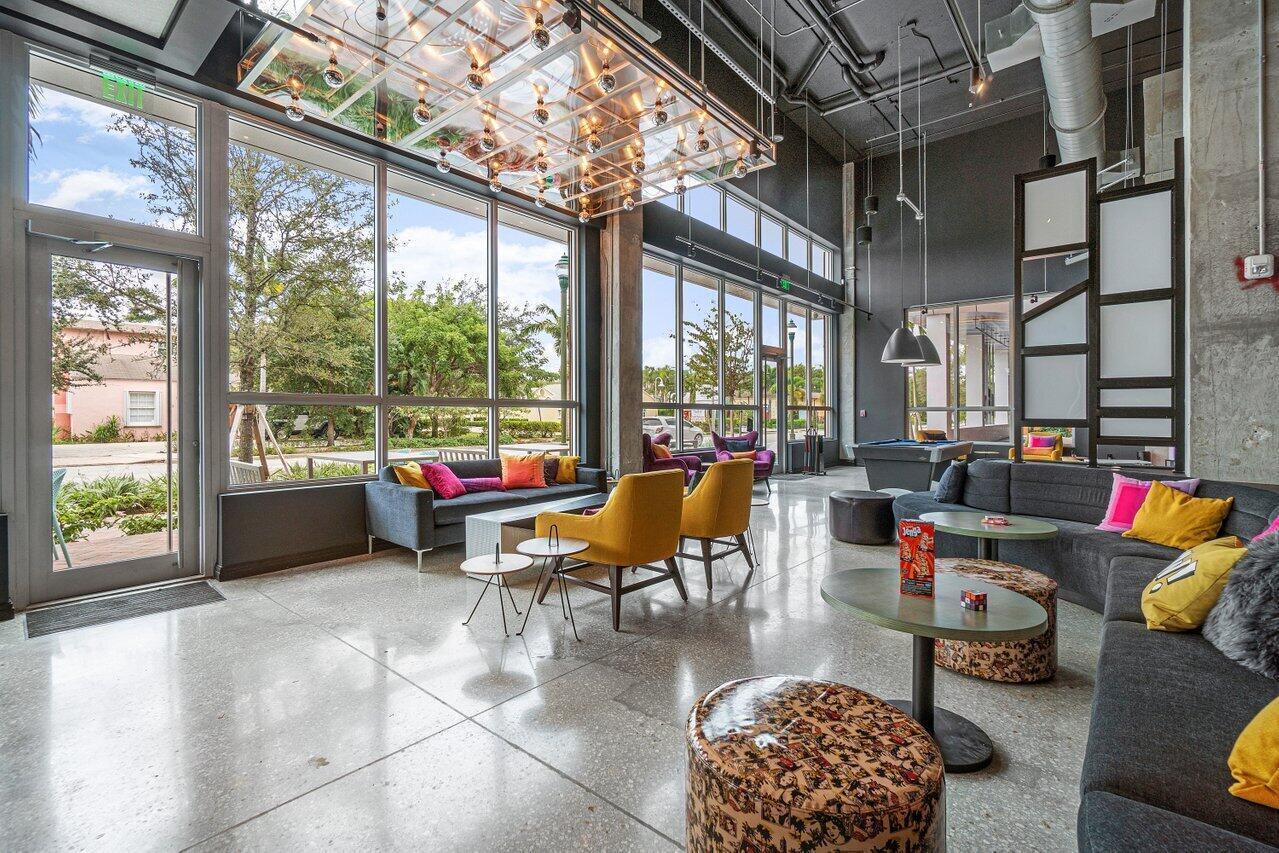 236 SE 5th Avenue 205