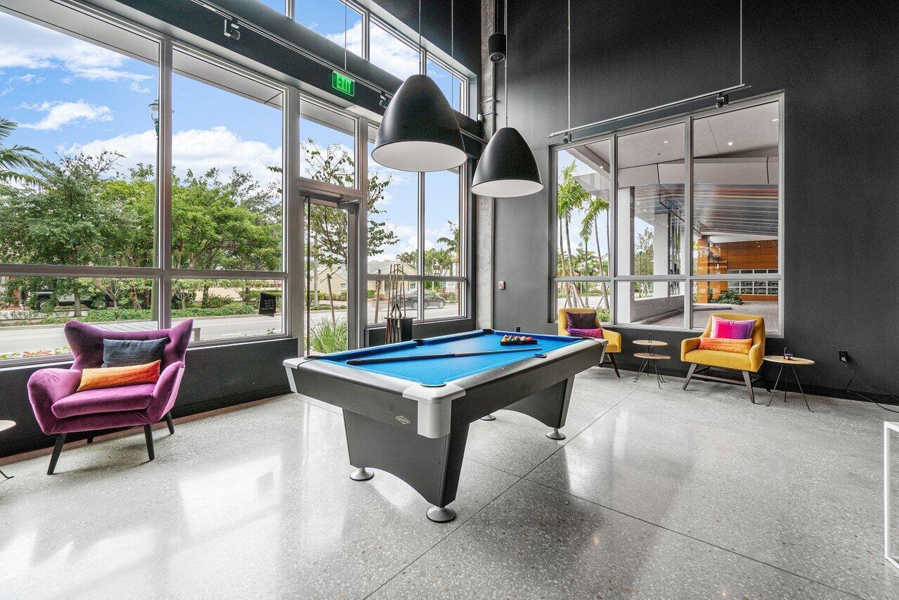 236 SE 5th Avenue 205