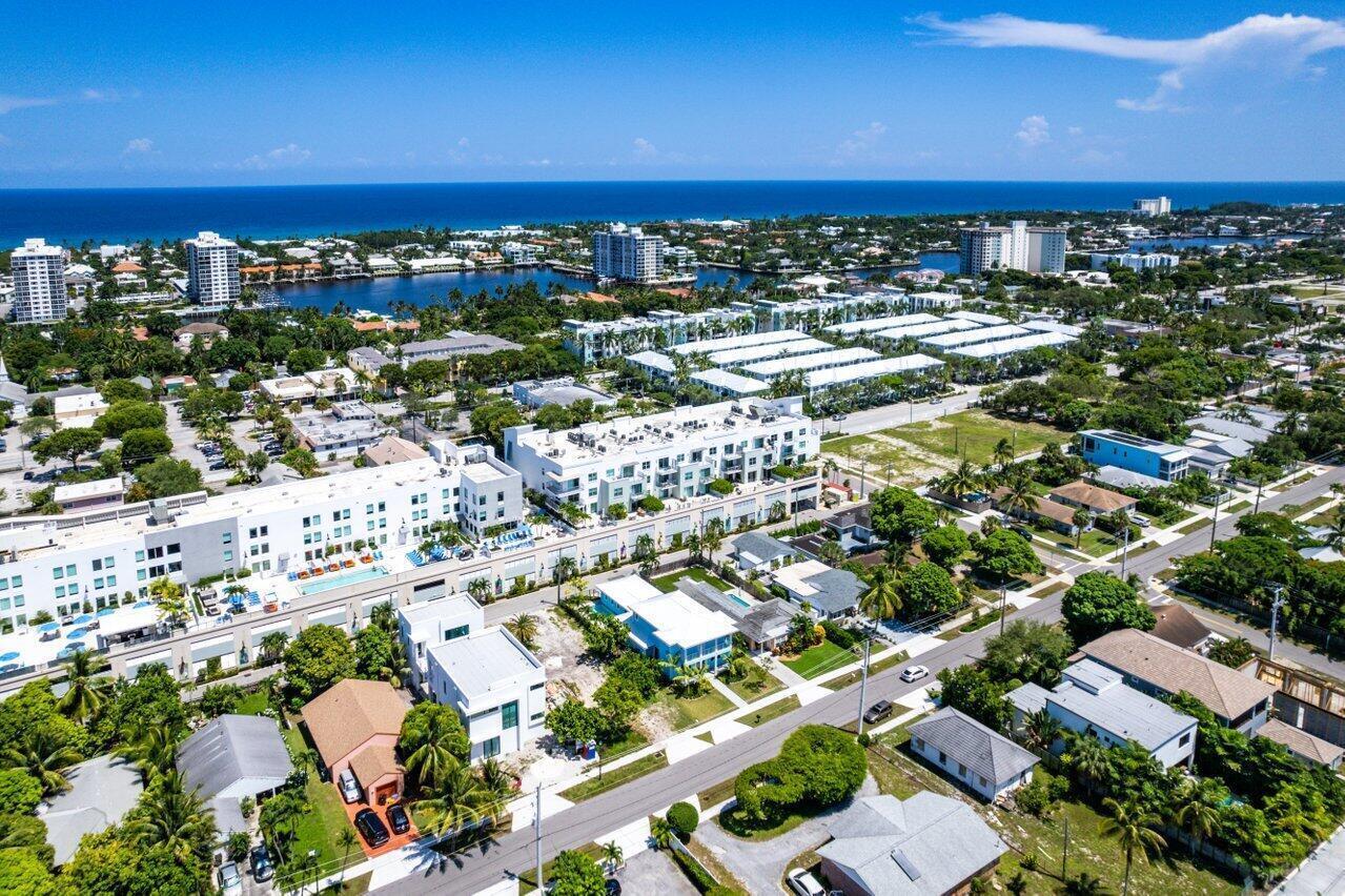 236 SE 5th Avenue 205