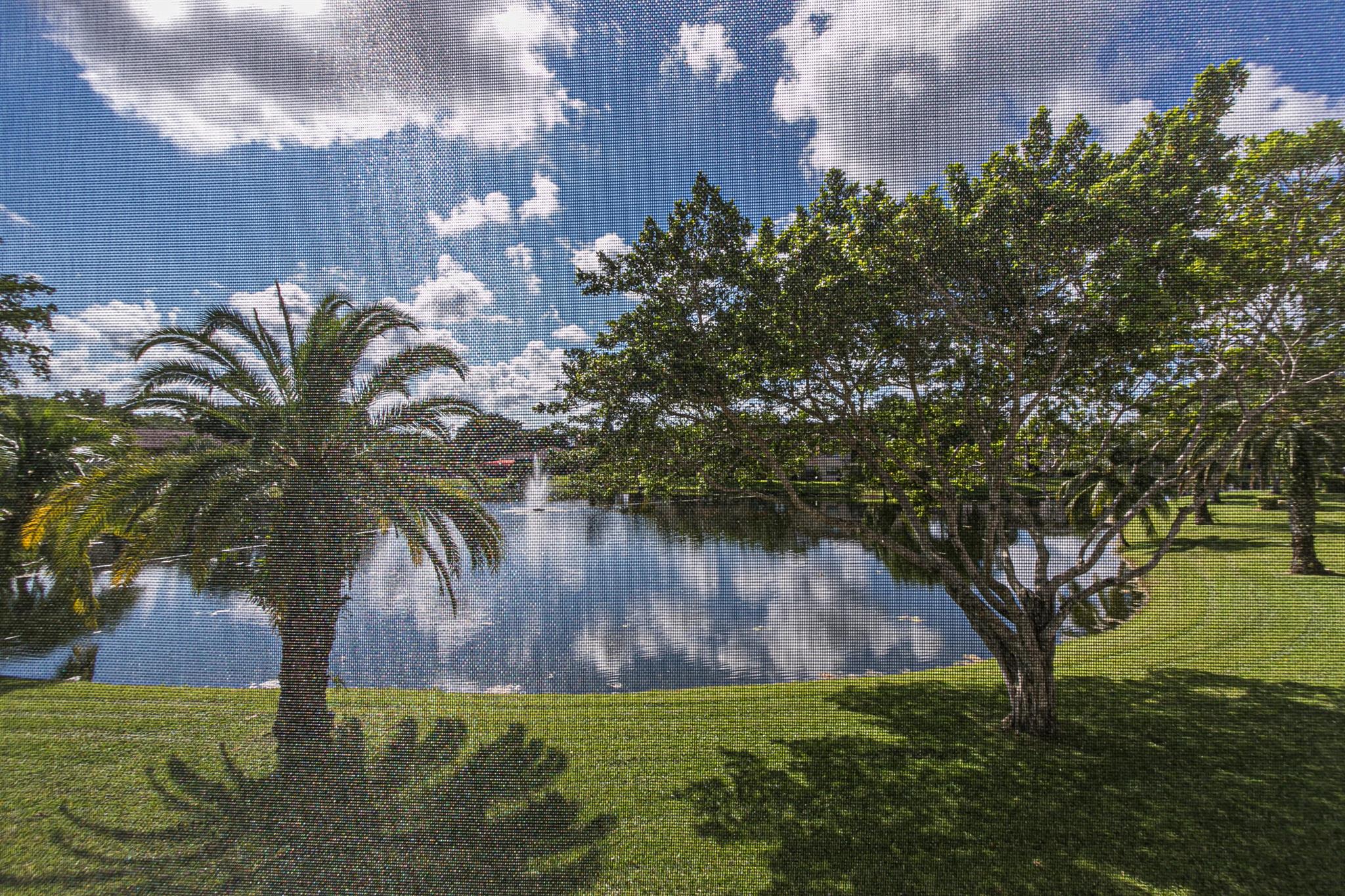 9293 Vista Del Lago 15f