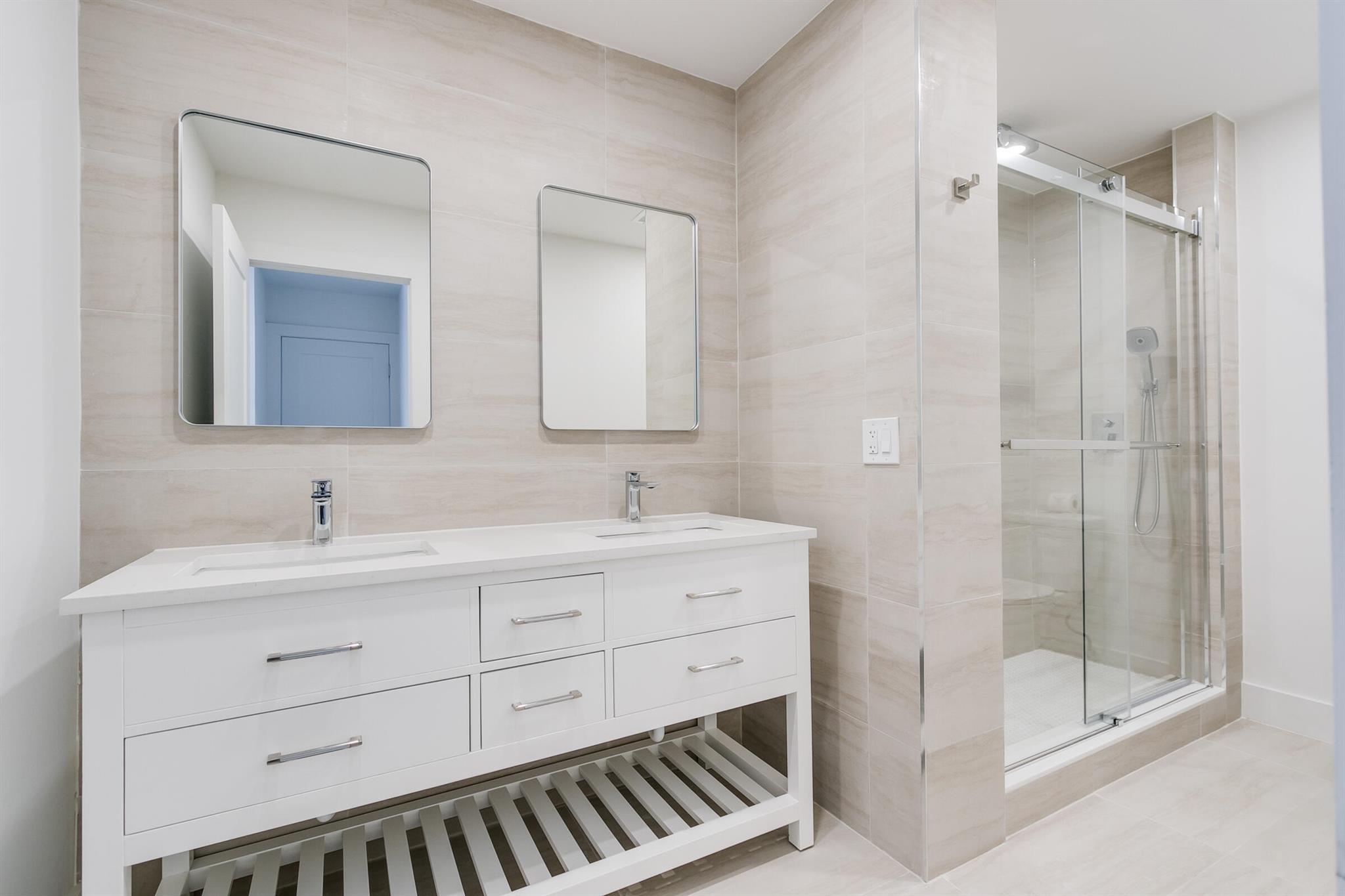 9293 Vista Del Lago 15f