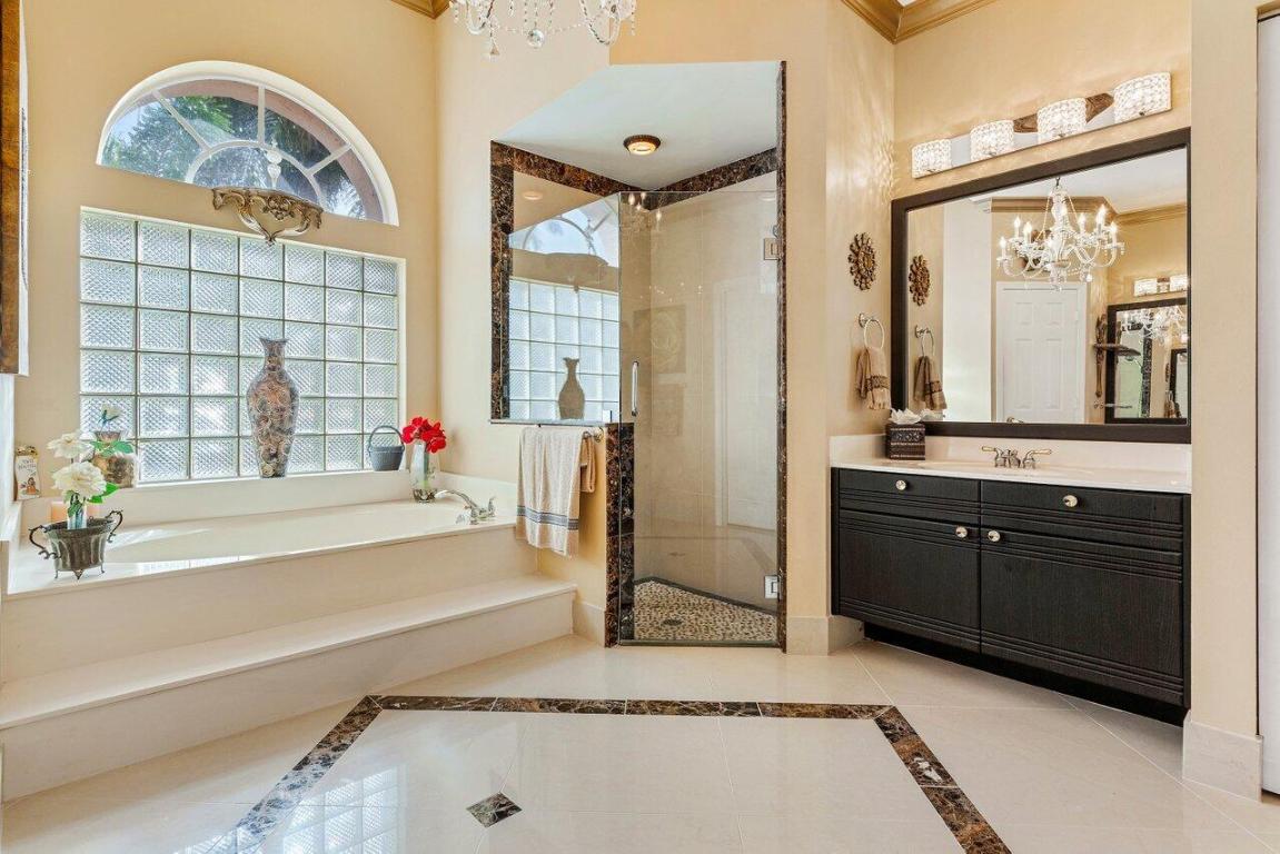 12367 Rockledge Circle