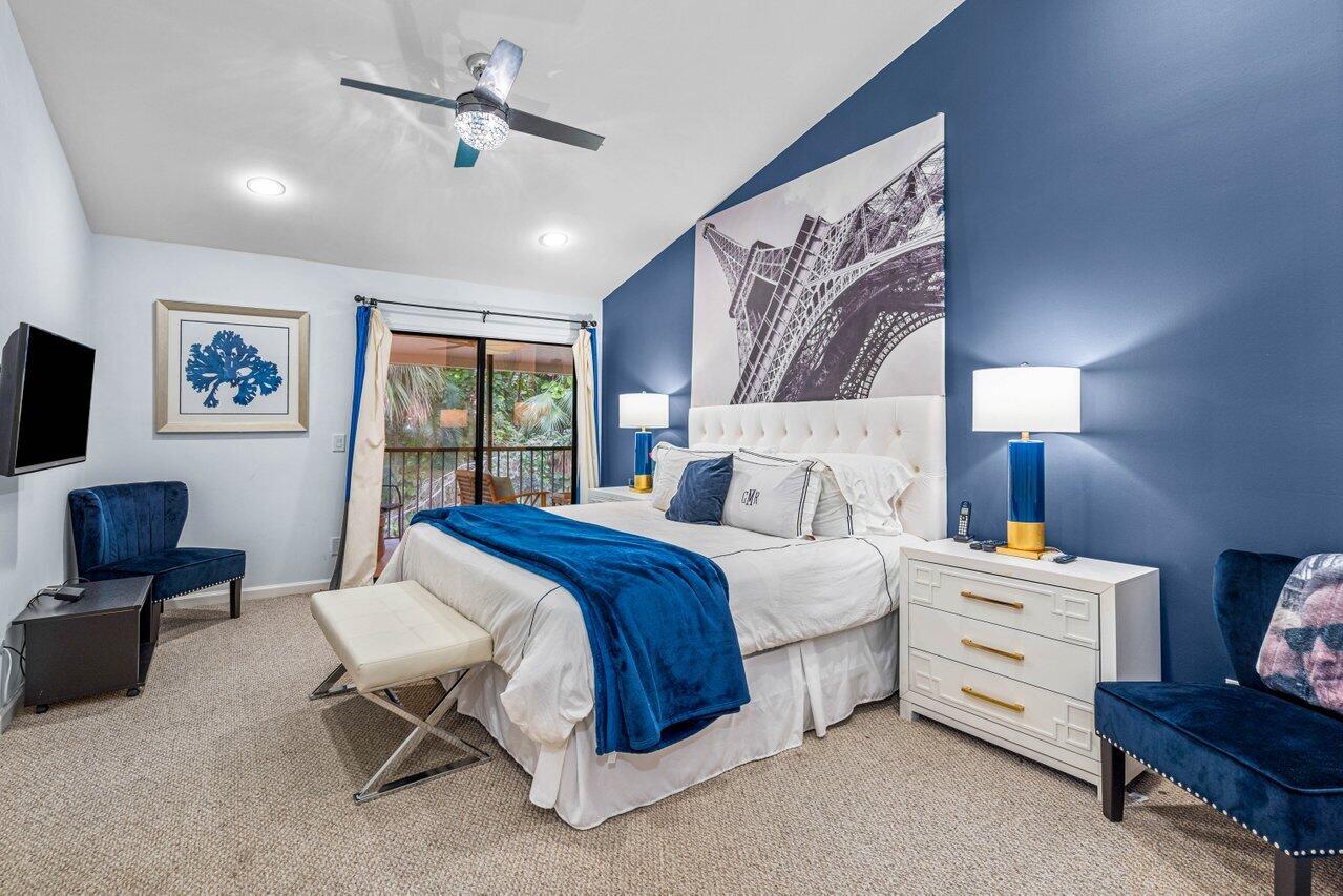 5600 Coach House Circle H