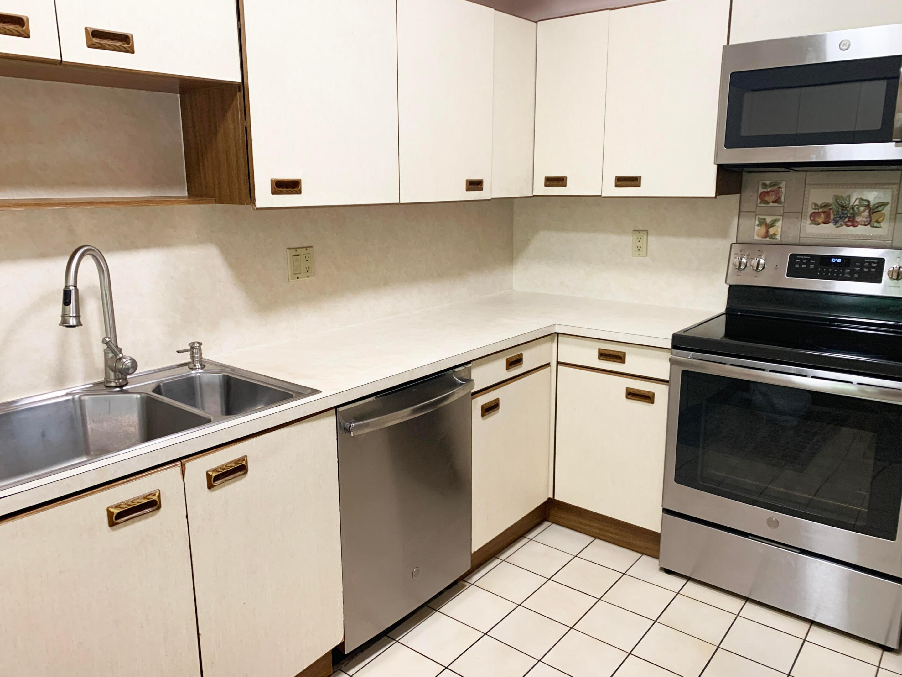 708 Saint Albans Drive