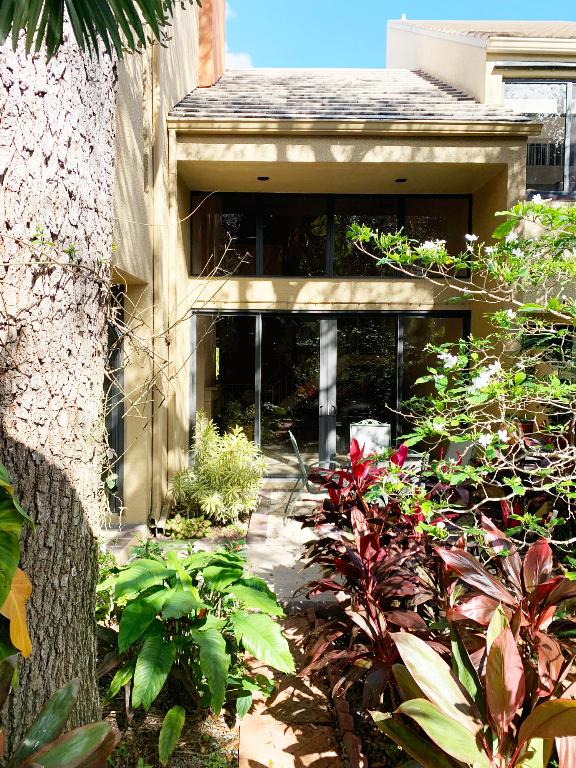 708 Saint Albans Drive