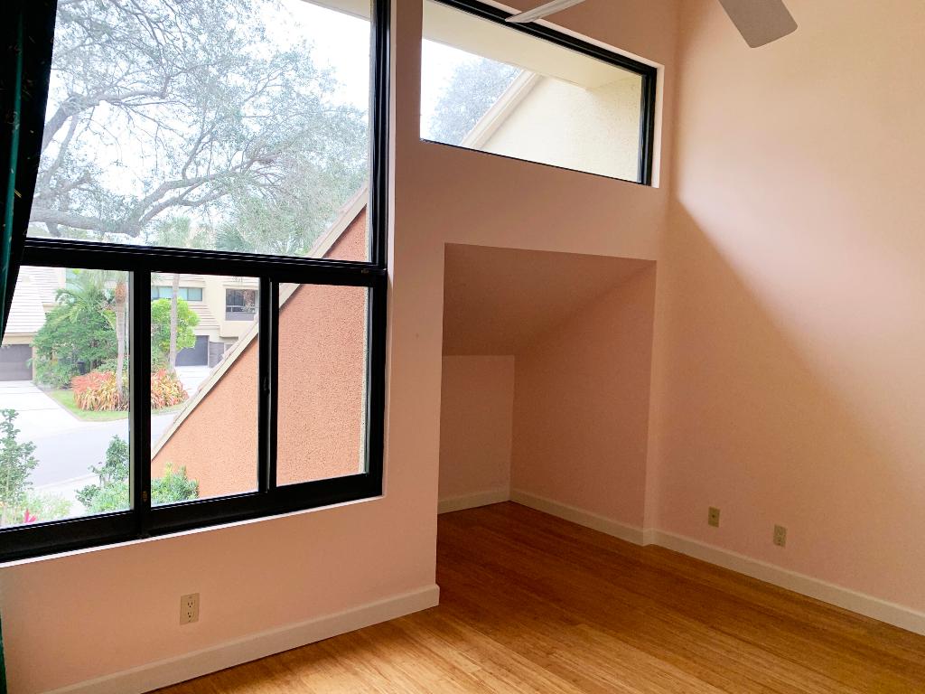 708 Saint Albans Drive