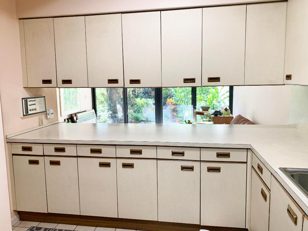 708 Saint Albans Drive