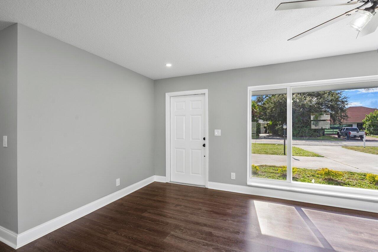 611 Lindell Boulevard