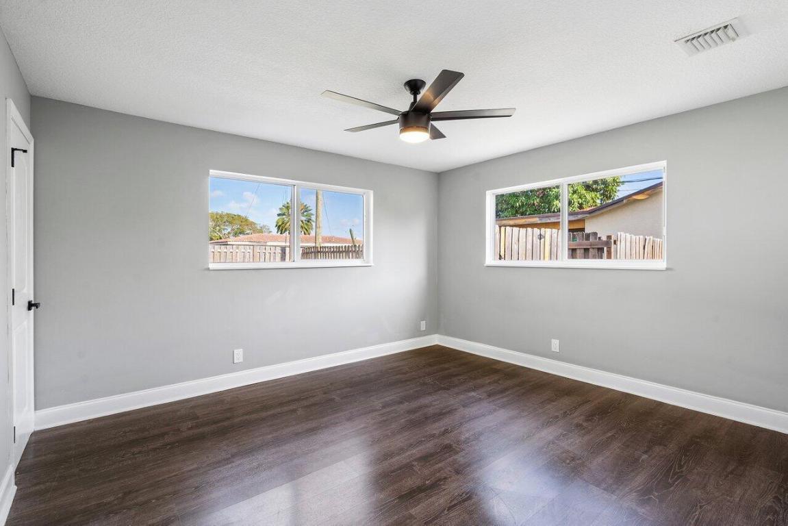 611 Lindell Boulevard