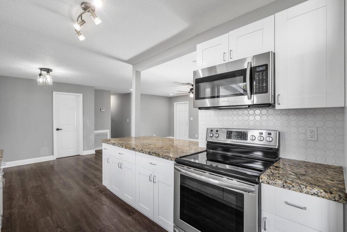 611 Lindell Boulevard