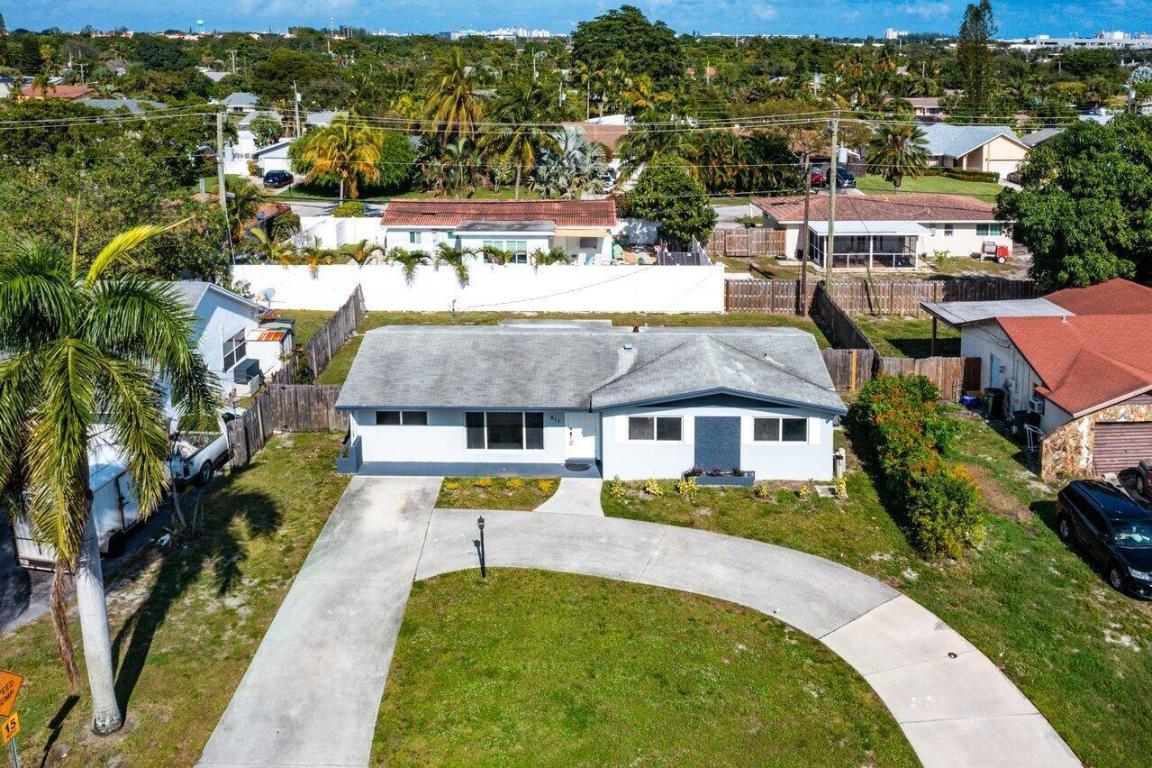 611 Lindell Boulevard