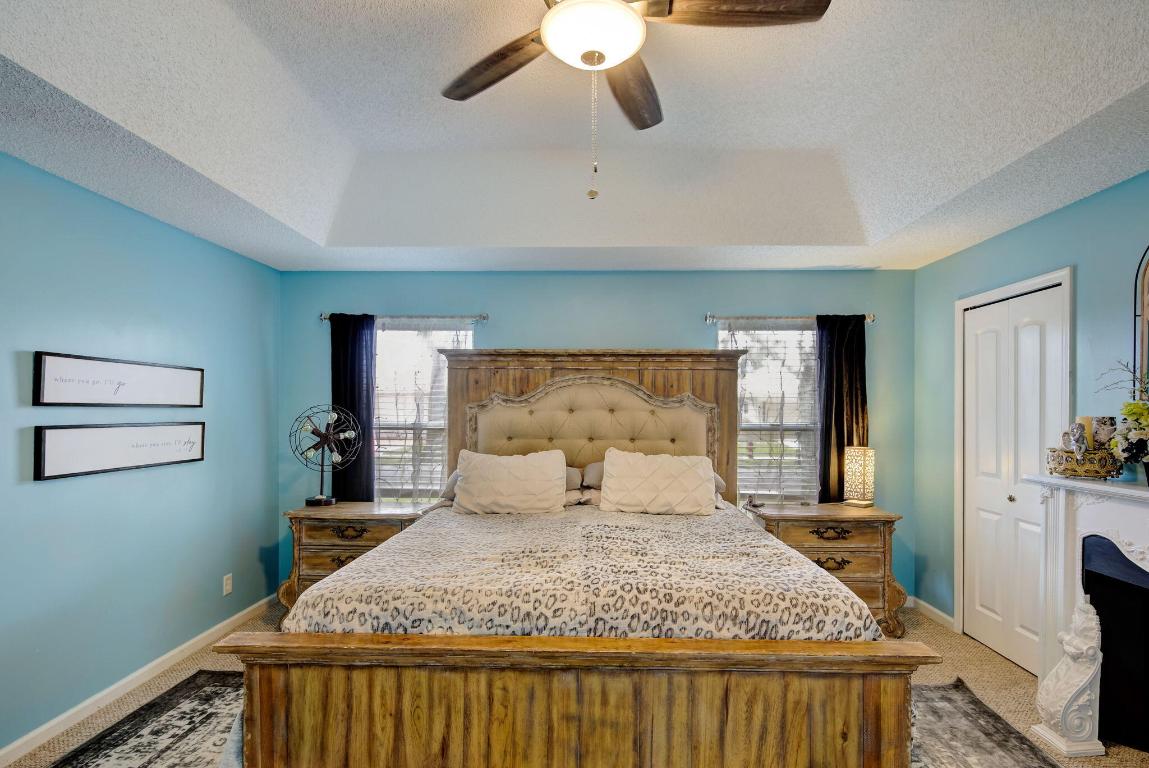 10663 Avenida Santa Ana