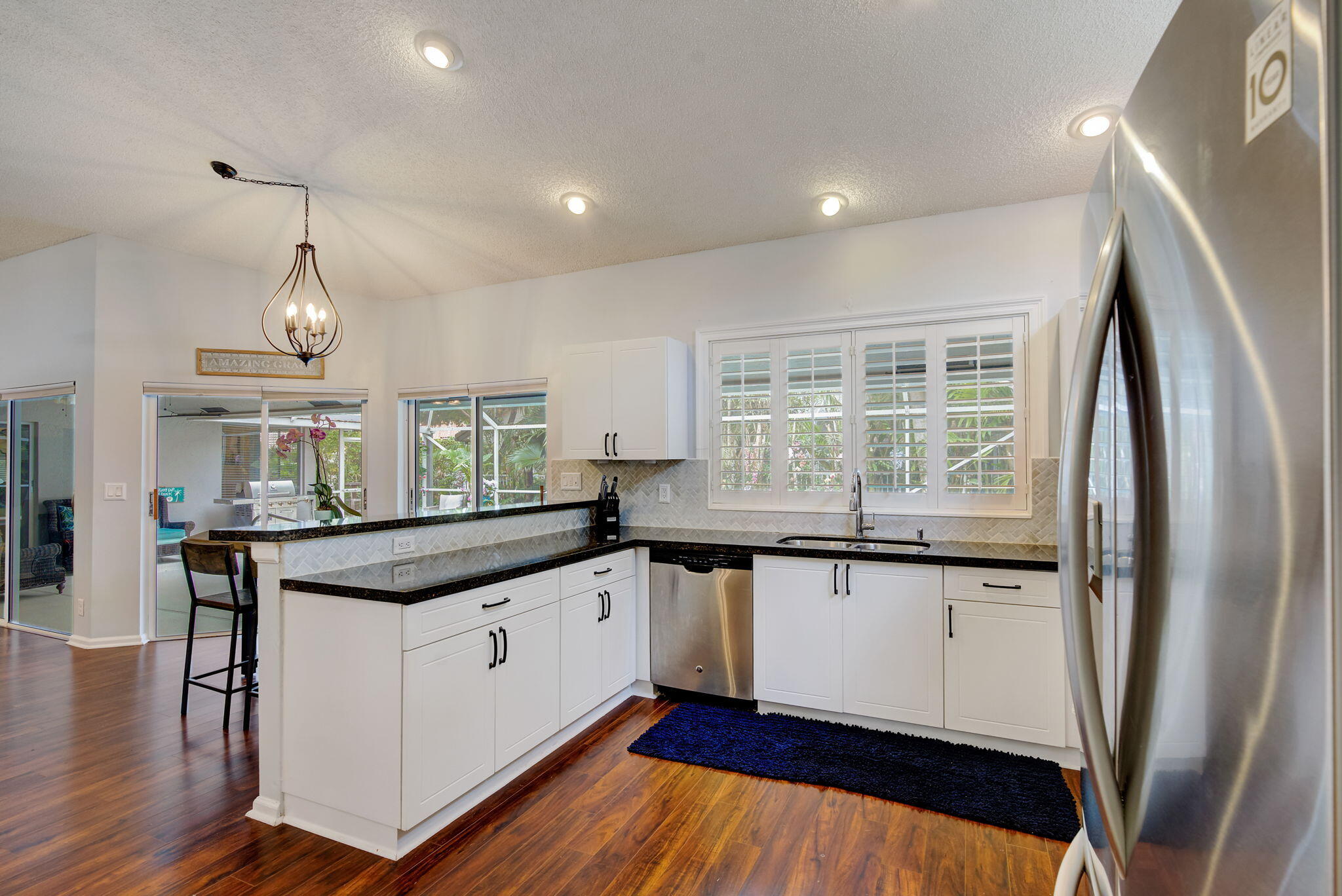 10663 Avenida Santa Ana