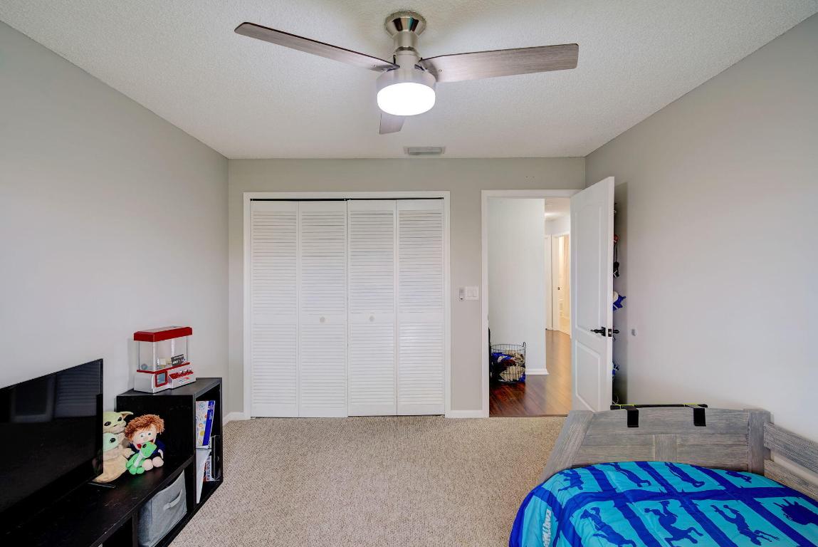 10663 Avenida Santa Ana