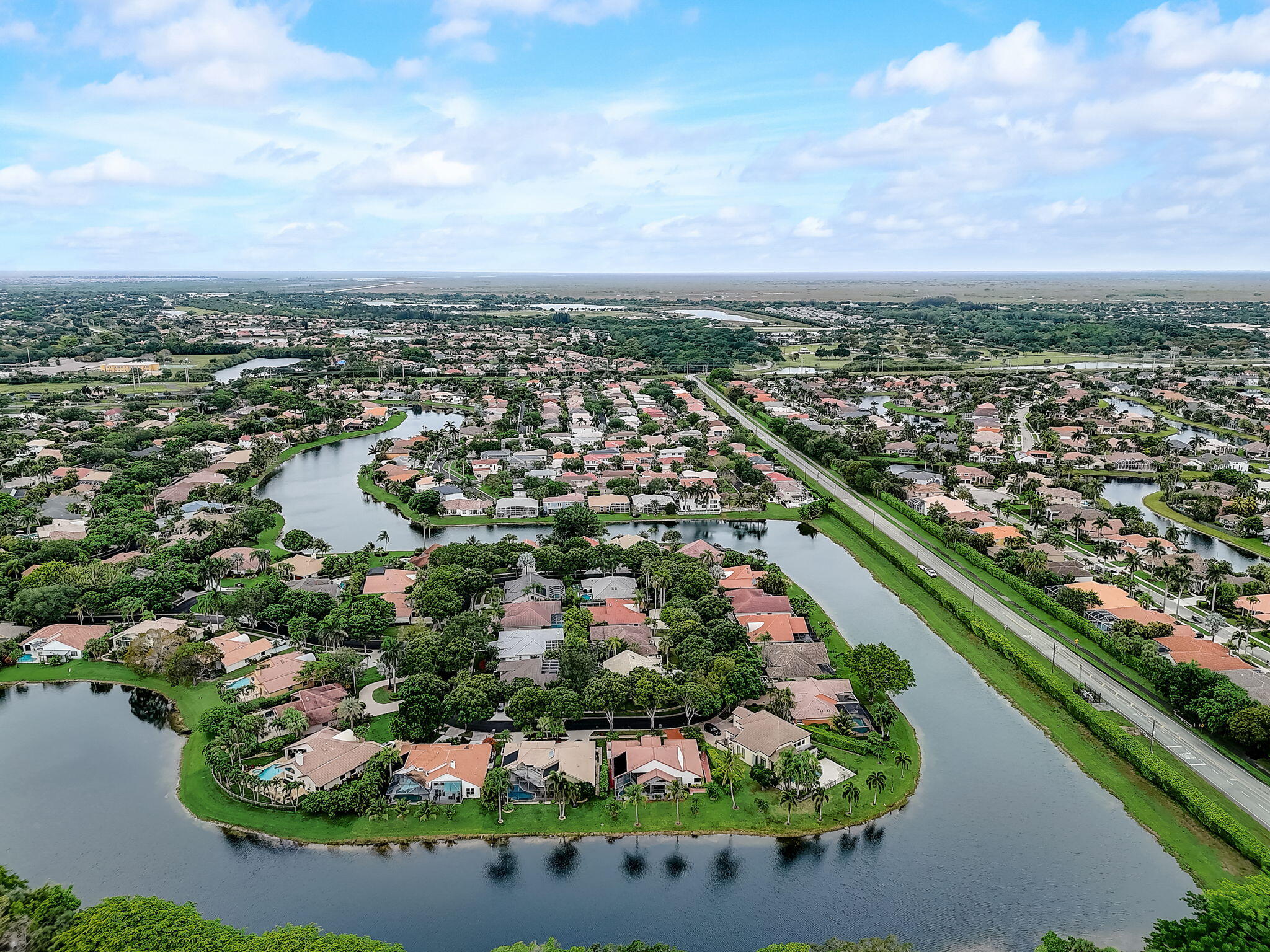 10663 Avenida Santa Ana