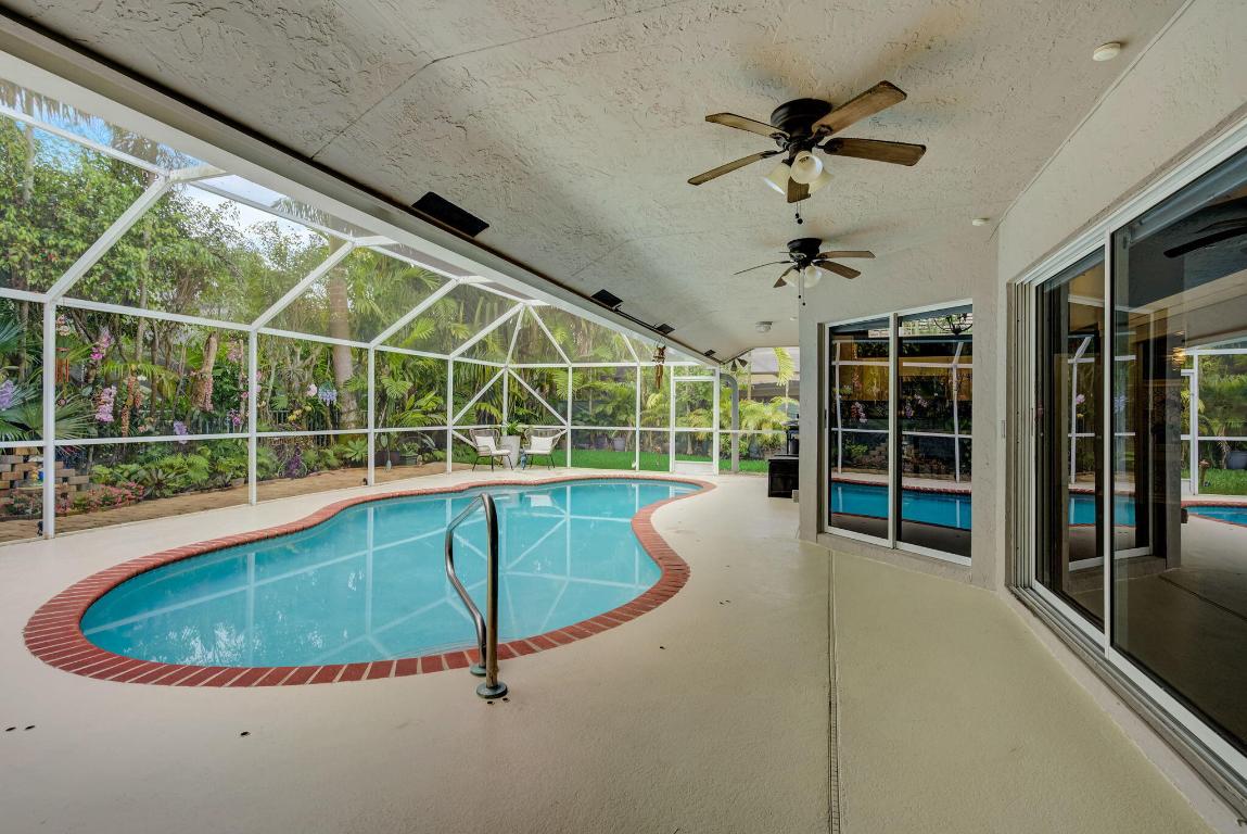 10663 Avenida Santa Ana