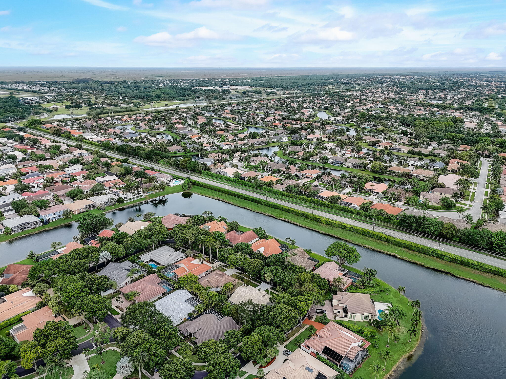 10663 Avenida Santa Ana